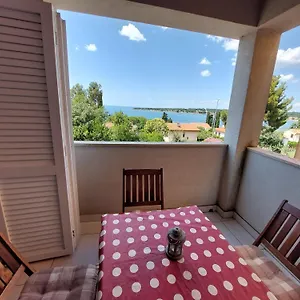 Henc Apartmán Novigrad Istria