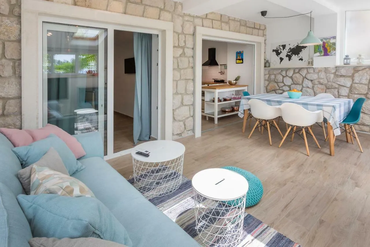 Apartments Nika Crikvenica